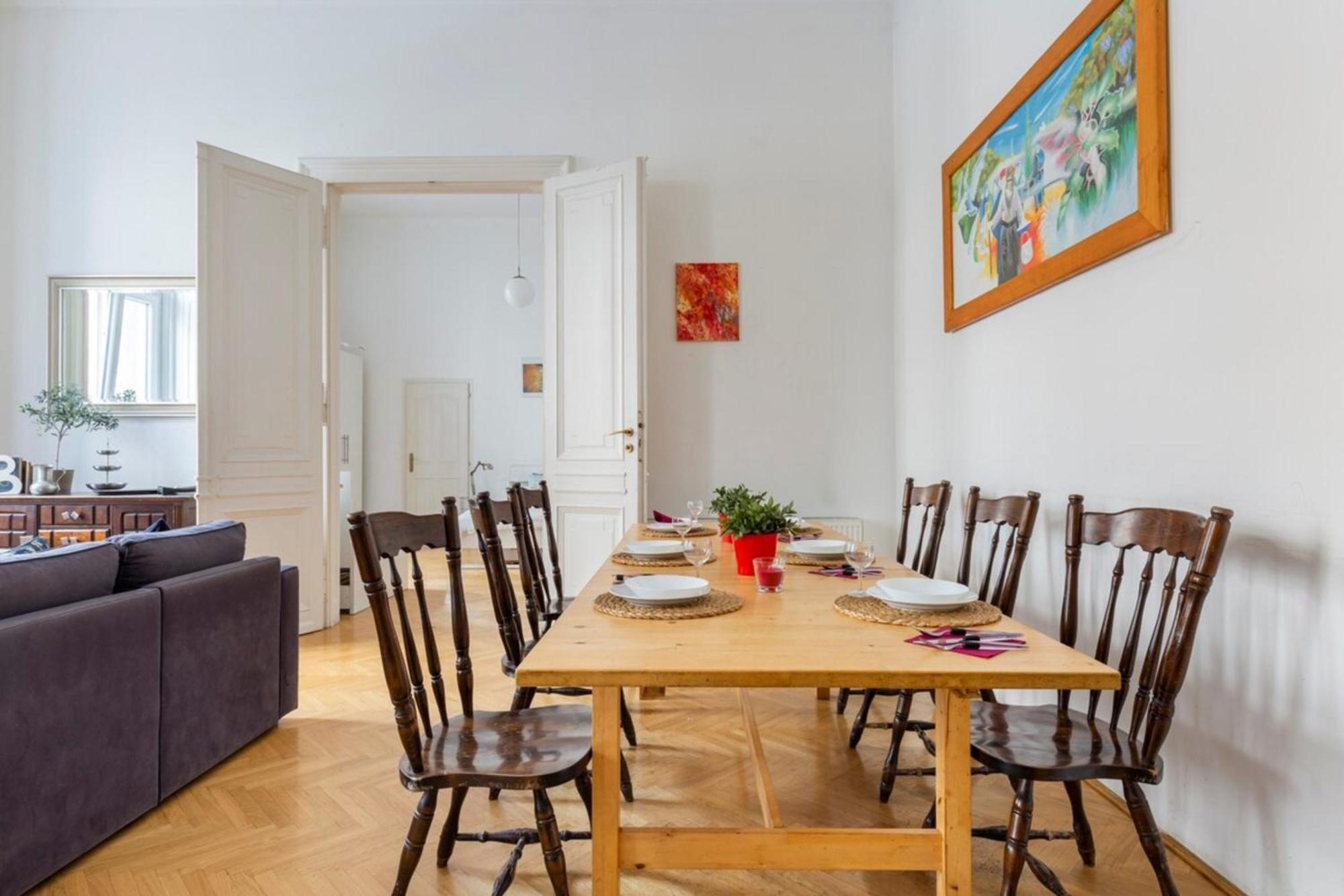 Bourgeois Elegance In The Heart Of Budapest Bagian luar foto